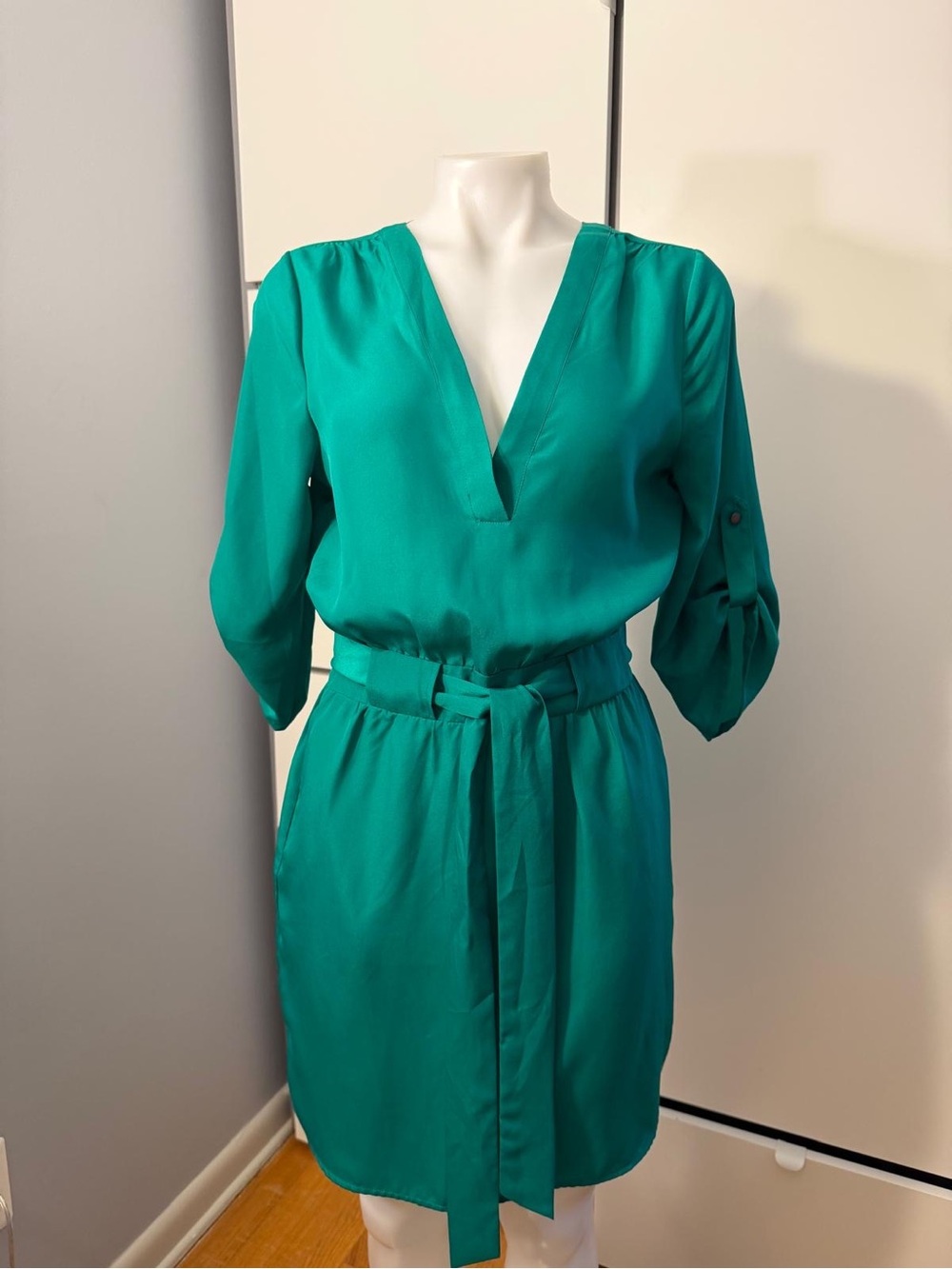 5/48 Emerald V-Neck Belted Mini Dress